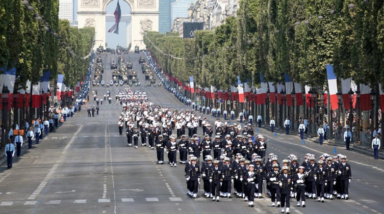 Le défilé du 14-juillet a-t-il toujours eu lieu sur les Champs-Elysées ?