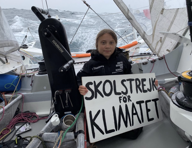 Pourquoi le voyage de Greta Thunberg en bateau jusqu'à New York est-il critiqué ?