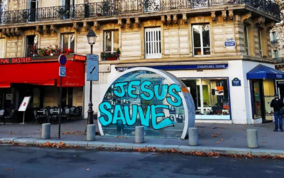 Qui se cache derrière les mystérieux tags 'Jésus sauve' ?