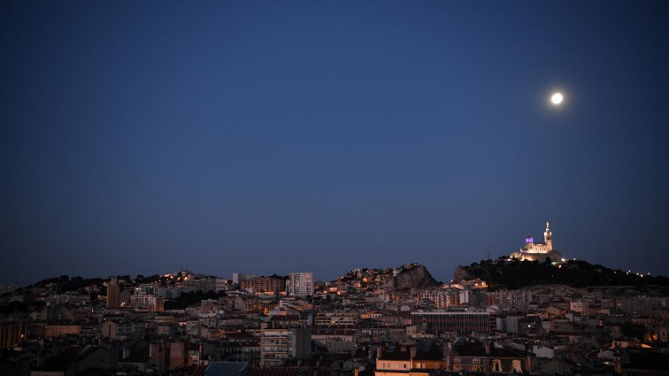 Confinement : non, le préfet de police de Marseille n'autorise pas les rassemblements durant le ramadan